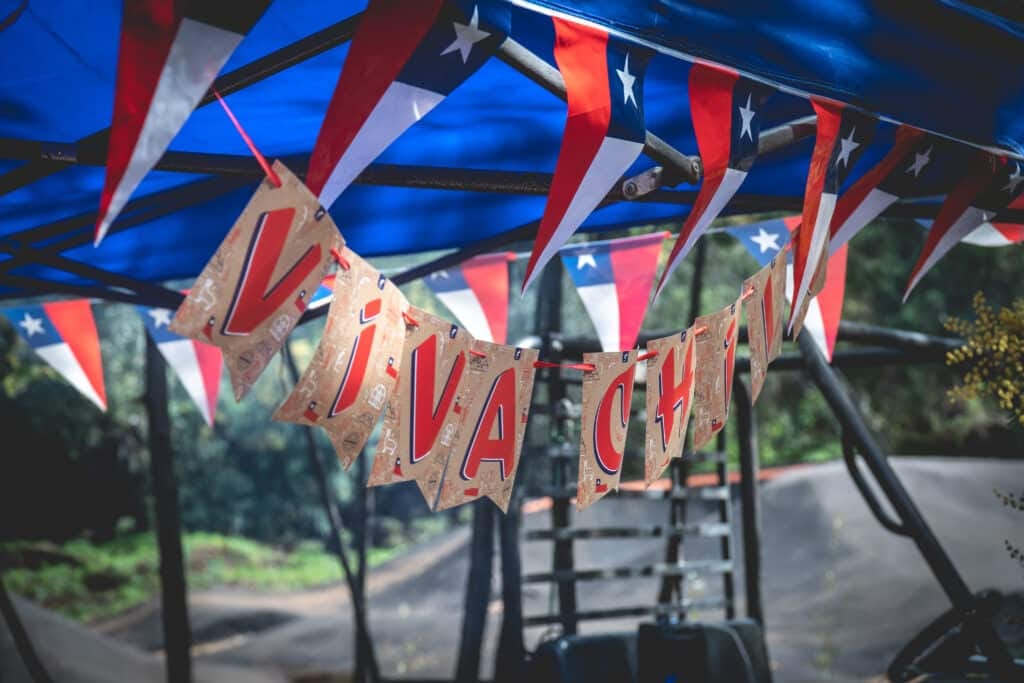 Celebra Fiestas Patrias al aire libre en los parques Bosque Vivo CMPC 1 Fiestas Patrias